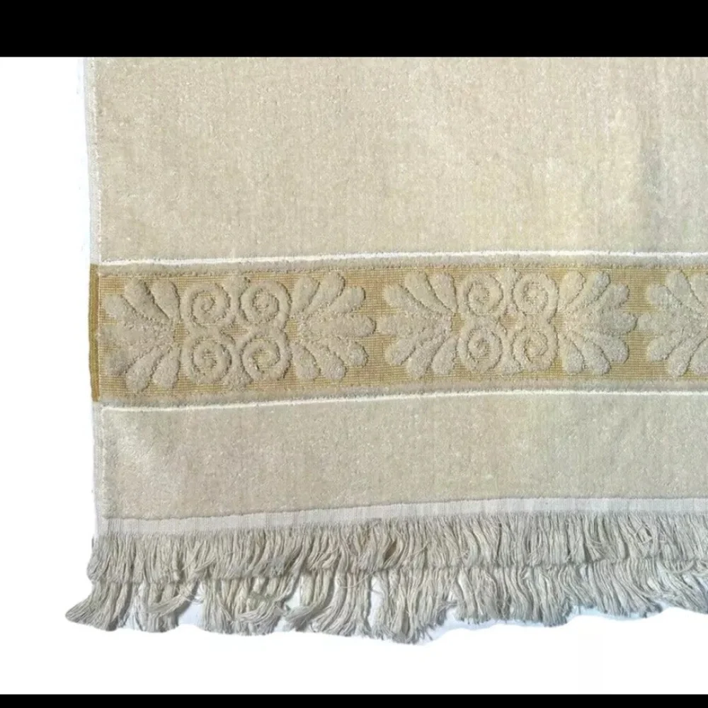 Cannon Monticello Vintage Guest Hand Towel Wash Cloth Tan Gold Retro Bath Decor